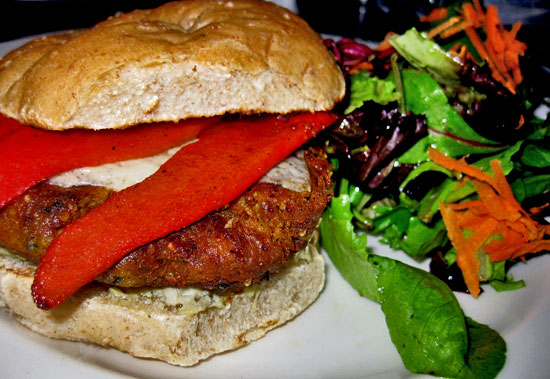 2d52de3832a3405e_quinoa-veggie-burger.jpg