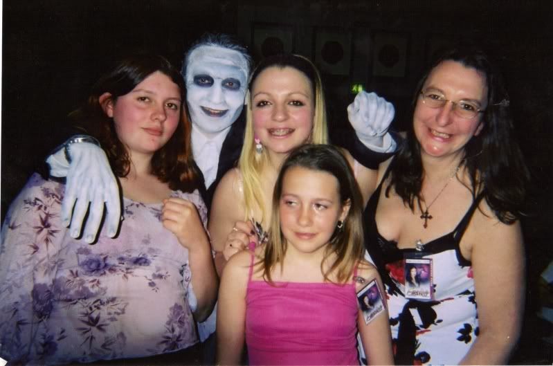 036buffyconvention2.jpg