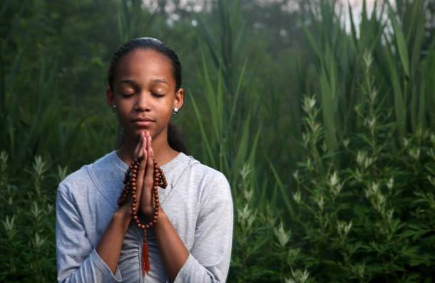 Prayer-black+woman.jpg