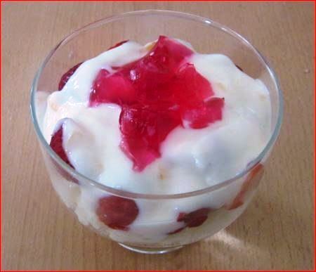 RICEPUDDING-STRAWBERRIESANDYOGHURT.jpg