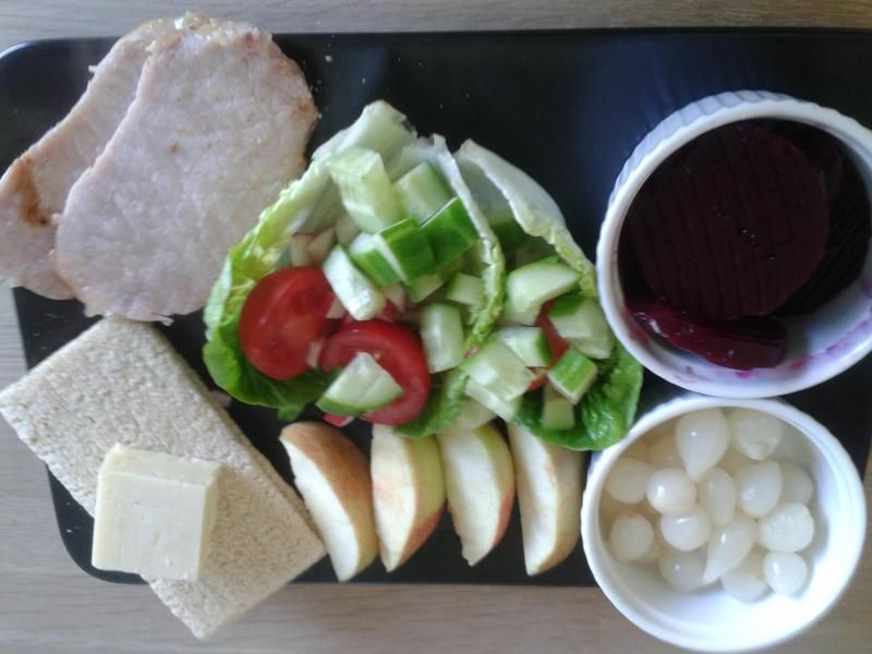 ploughmanslunch.jpg