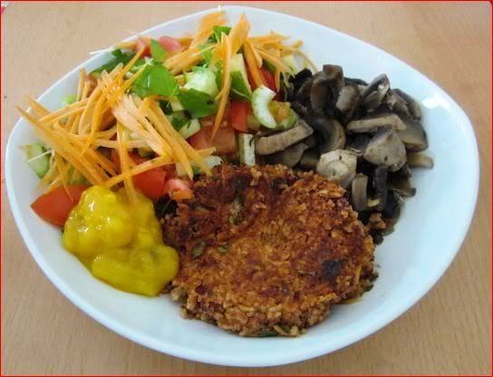 VEGGIEBURGER-MUSHROOMS-SALAD.jpg