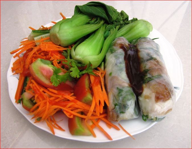 3-SPRINGROLLSWITHSALADANDBOKCHOY_zps63a83062.jpg
