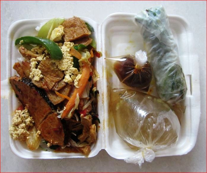 INSIDELUNCHBOX_zps83b131c9.jpg