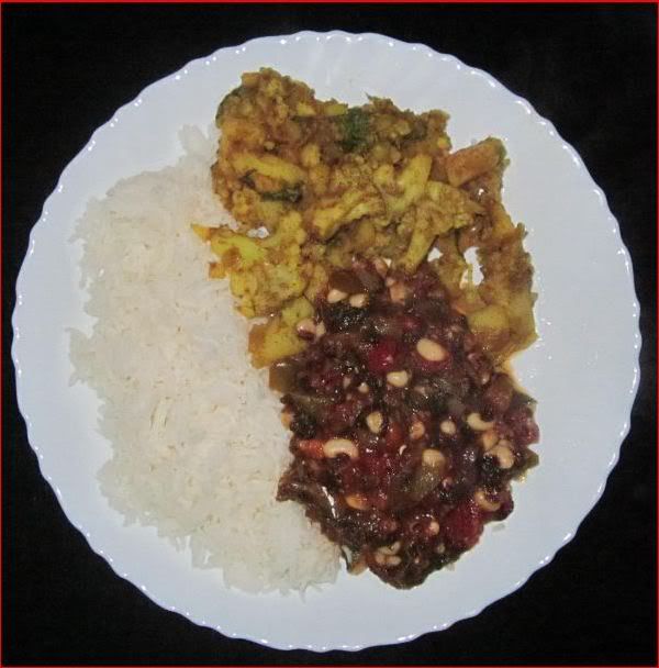 CAULIFLOWERCURRYANDBLACKEYEBEANANDPEPPERCURRY.jpg