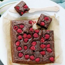 raspberry-and-mint-brownies_n_lg.jpg