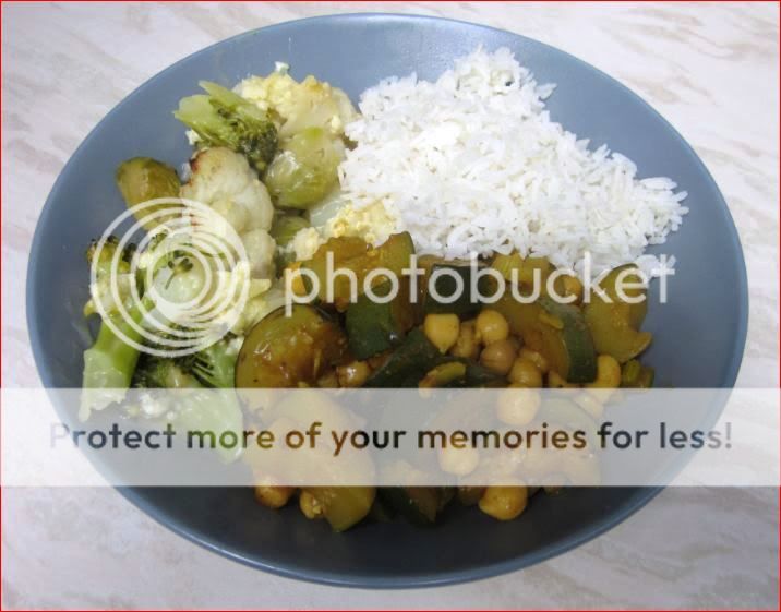 CHICKPEAANDAUBERGINECASSEROLEWITHVEGETABLEBAKE.jpg